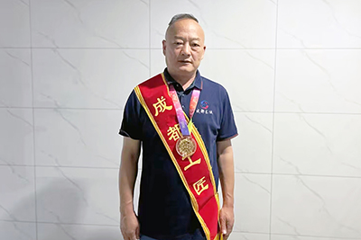 E:2023.77.4����������ʼ���Ȱ����������������ڼ��أ��������������ڽ��ġ������ɶ�������  ���¹������ɶ�����������.jpg