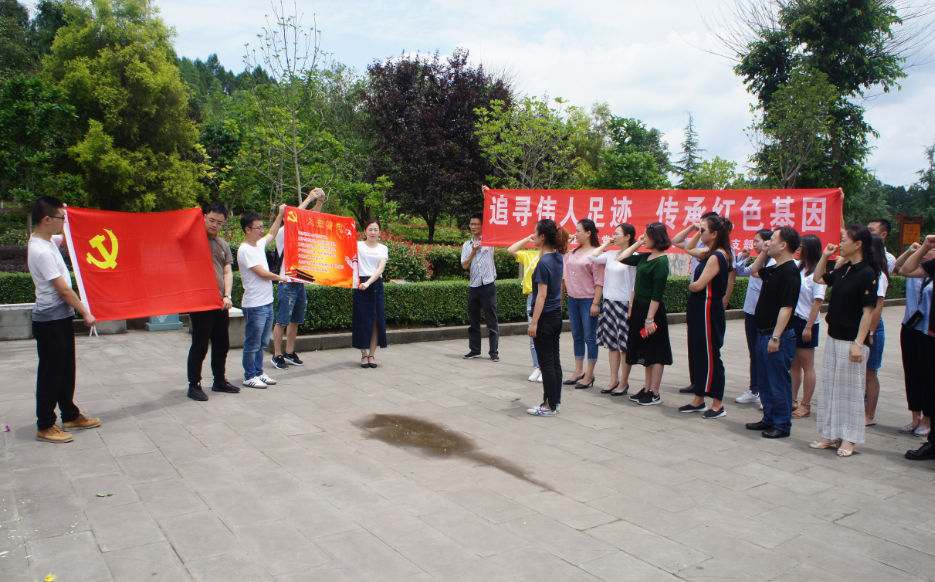 ��չϵ���˶�   ��ף����һ��������