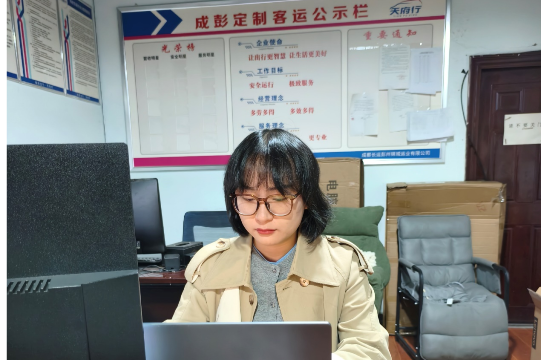 e024683e15a8ae8ab747ae3e7a08495e e024683e15a8ae8ab747ae3e7a08495e